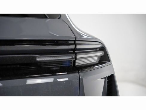 New 2025 Porsche Macan Turbo Electric image 12