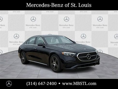 New 2026 Mercedes-Benz E 450 4MATIC Sedan image 1