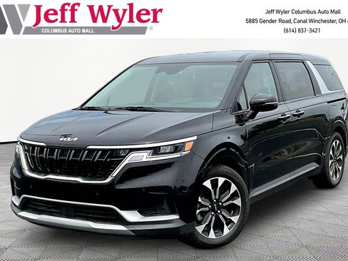 Used 2023 Kia Carnival EX FWD image 1