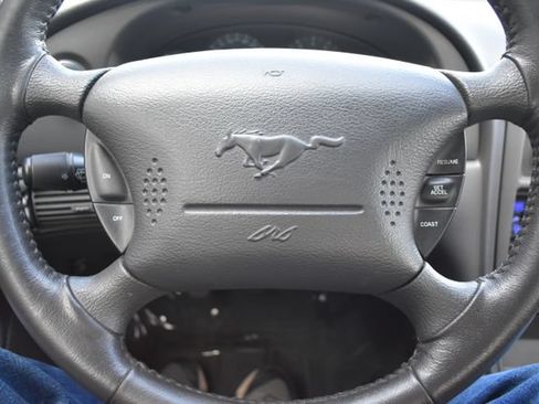 Used 2003 Ford Mustang GT RWD image 20