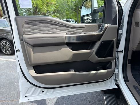 Used 2026 Ford F450 Platinum w/ Platinum Plus Package AWD/4WD image 13