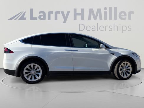 Used 2019 Tesla Model X Long Range AWD/4WD image 6