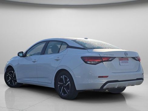 Used 2025 Nissan Sentra SV image 20