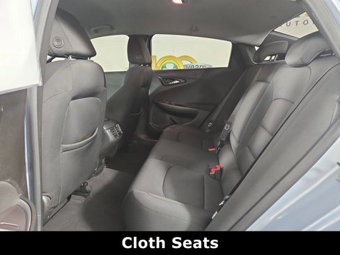 Used 2018 Chevrolet Malibu LT image 11