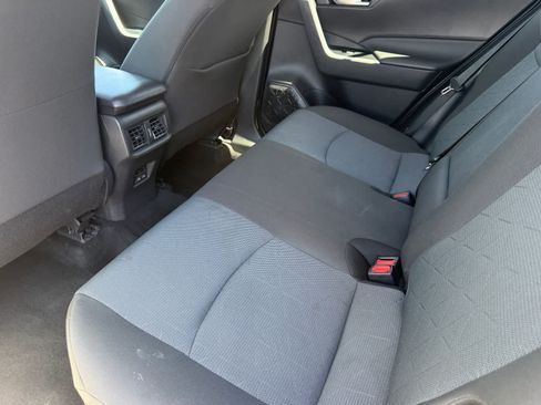 Used 2025 Toyota RAV4 XLE AWD/4WD image 26