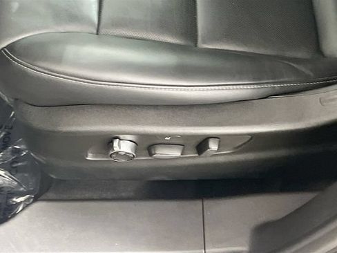 Used 2023 Cadillac XT4 Premium Luxury w/ Driver Assist Package FWD image 16