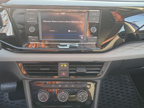 Used 2024 Volkswagen Taos S image 17