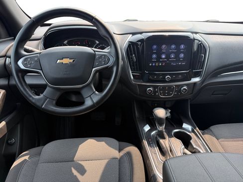 Used 2023 Chevrolet Traverse LT AWD/4WD image 11