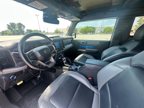 Used 2022 Ford Bronco Black Diamond AWD/4WD image 14