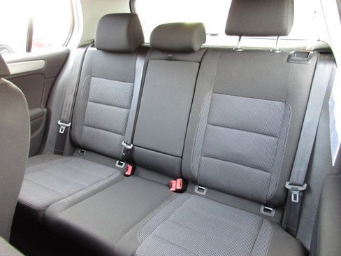 Used 2012 Volkswagen Golf TDI image 29