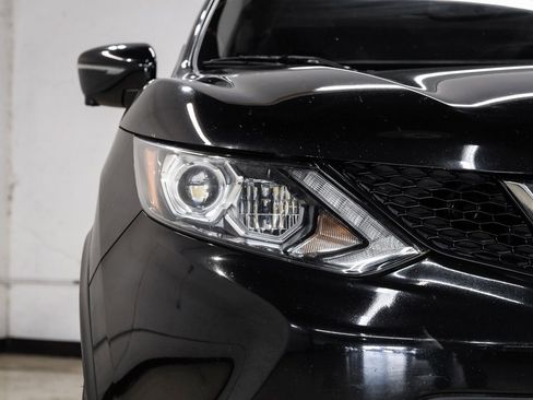 Used 2019 Nissan Rogue Sport SL w/ Premium Package image 53