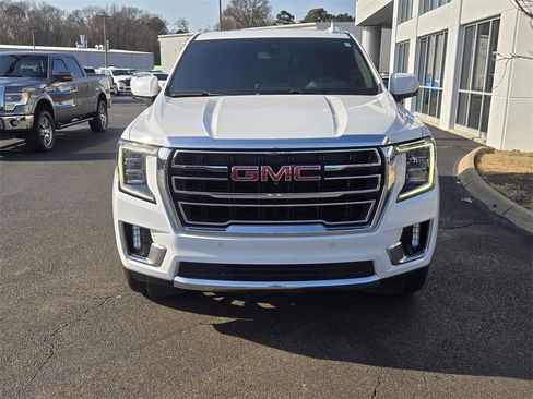 Used 2022 GMC Yukon SLT w/ SLT Premium Package image 27