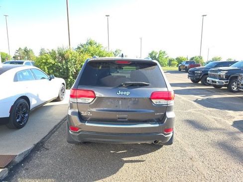 Used 2018 Jeep Grand Cherokee Limited AWD/4WD image 5