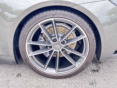 Used 2021 Porsche 911 Carrera RWD image 12
