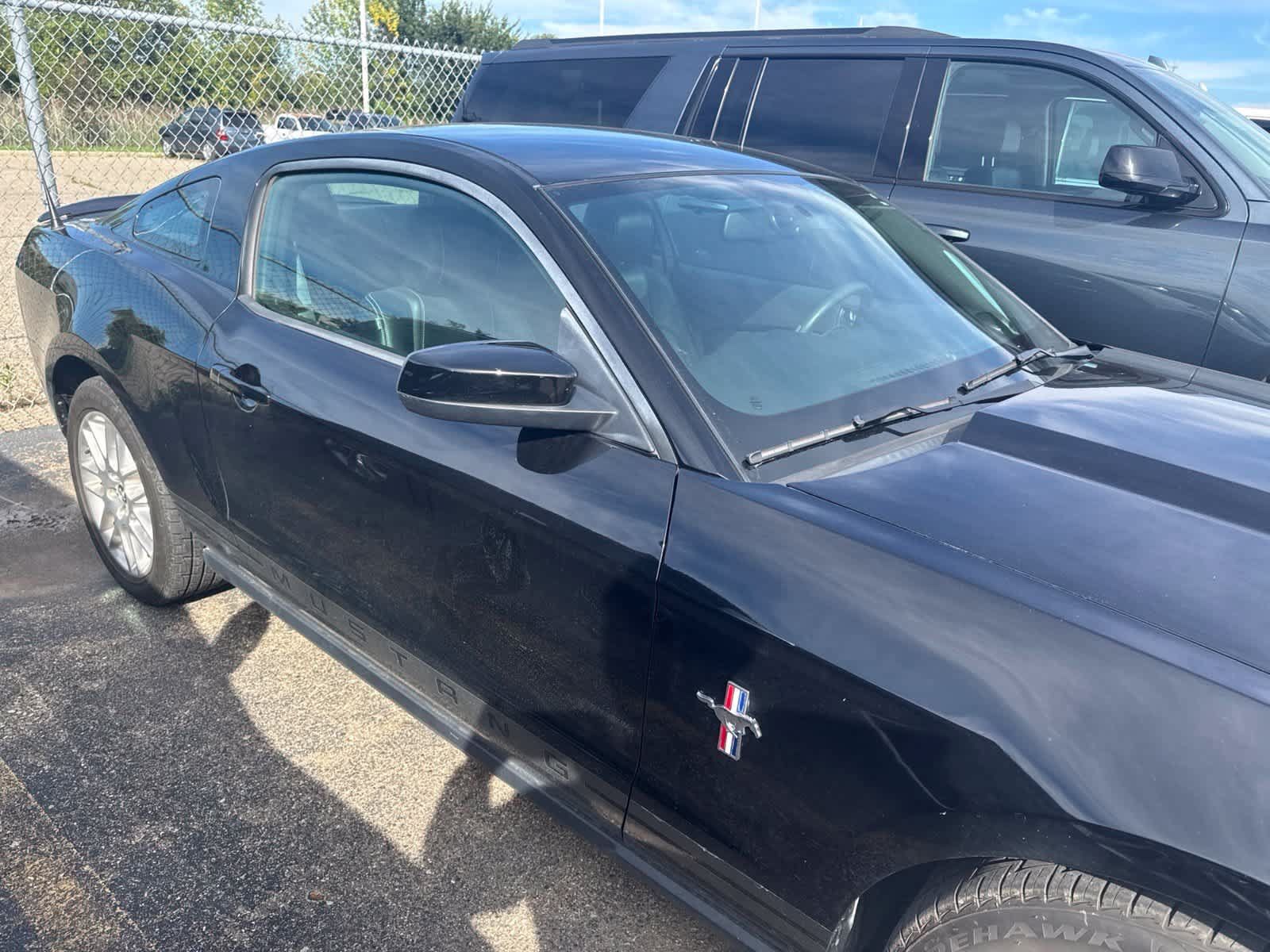 Used 2012 Ford Mustang Premium RWD image 26