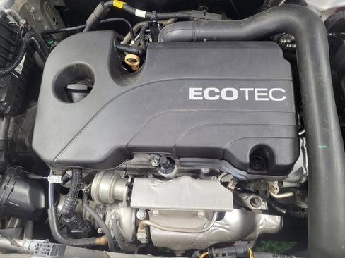 Used 2021 Chevrolet Equinox LT image 30