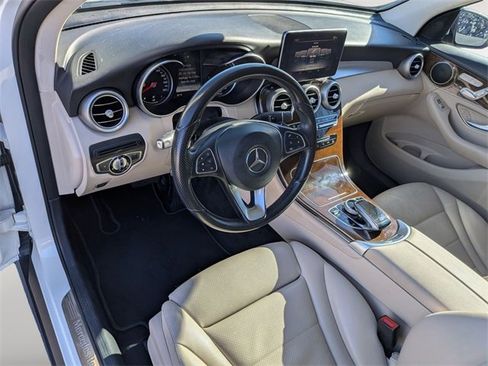 Used 2016 Mercedes-Benz GLC 300 image 11