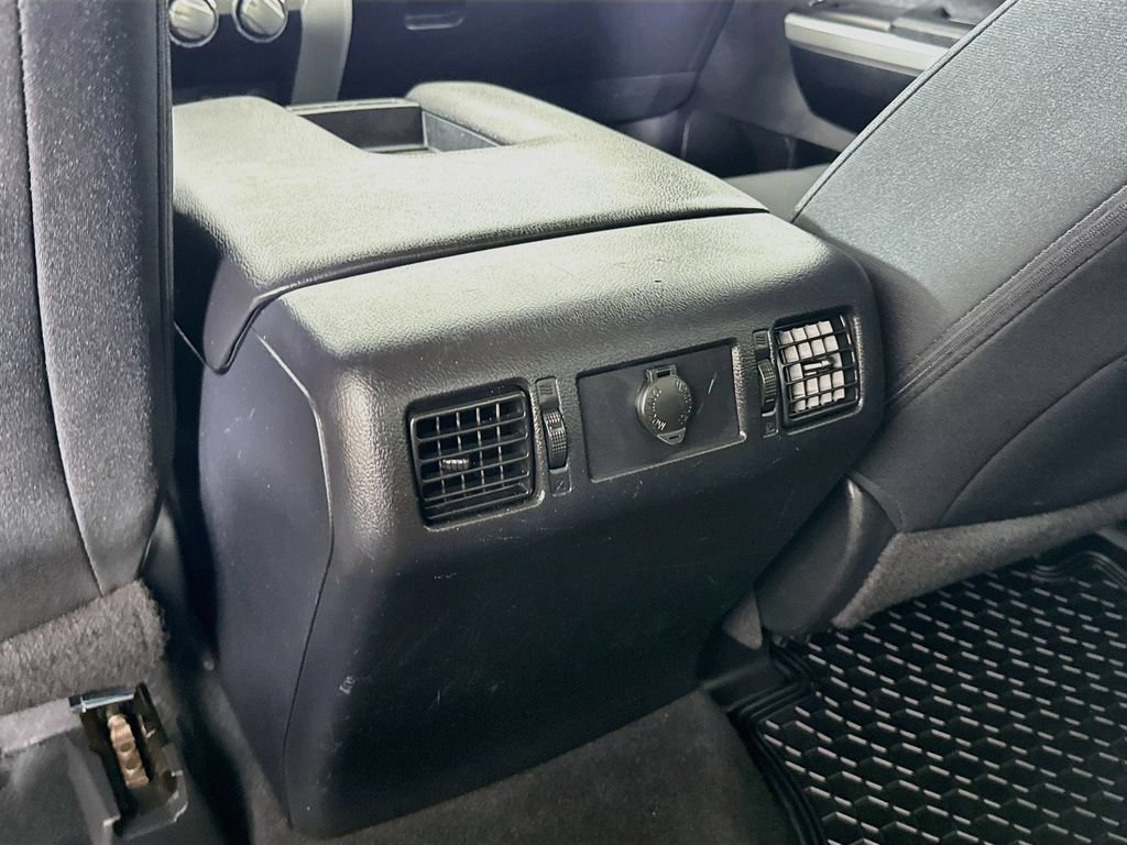 Used 2017 Toyota Tundra SR5 AWD/4WD image 26
