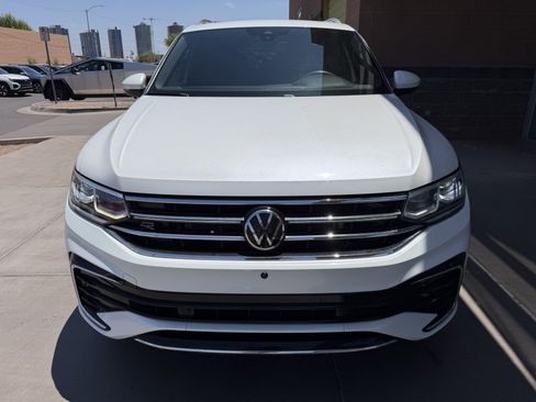 Used 2022 Volkswagen Tiguan SEL R-Line AWD/4WD image 10