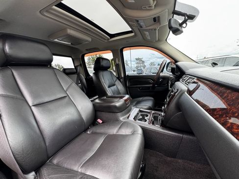 Used 2011 GMC Sierra 2500 Denali w/ LPO, Protection Package AWD/4WD image 26