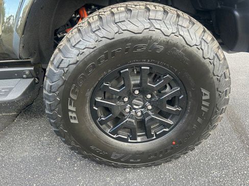 New 2025 Ford Bronco Raptor w/ Interior Carbon Fiber Pack AWD/4WD image 9