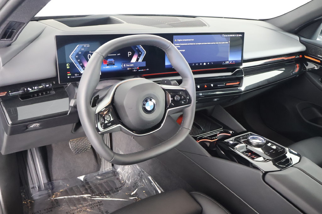 Used 2026 BMW 530i w/ Premium Package RWD image 13