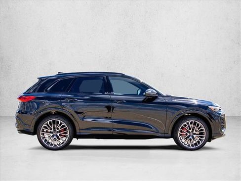 New 2026 Audi SQ5 Prestige AWD/4WD image 4