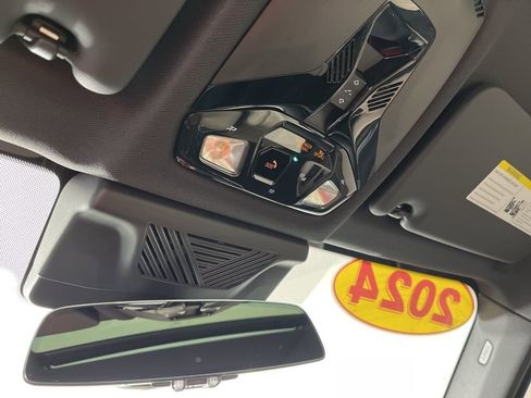 Used 2024 BMW X1 xDrive28i w/ Premium Package image 26