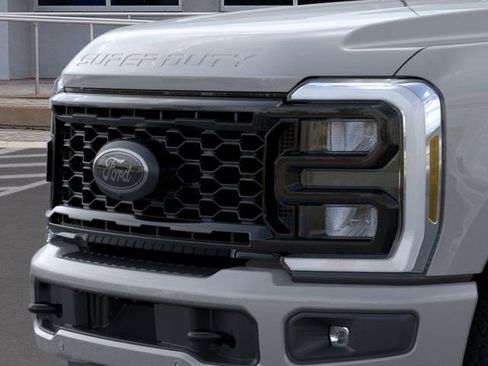 New 2026 Ford F250 Lariat AWD/4WD image 17
