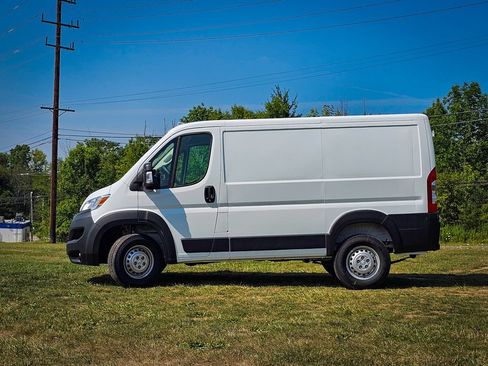 New 2026 RAM ProMaster 1500 w/ Convenience Group FWD image 6