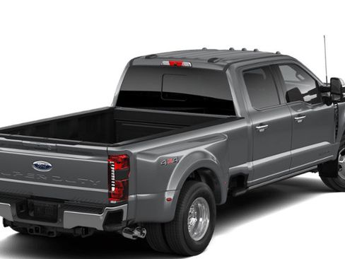 New 2026 Ford F350 4x4 Crew Cab DRW Super Duty image 3
