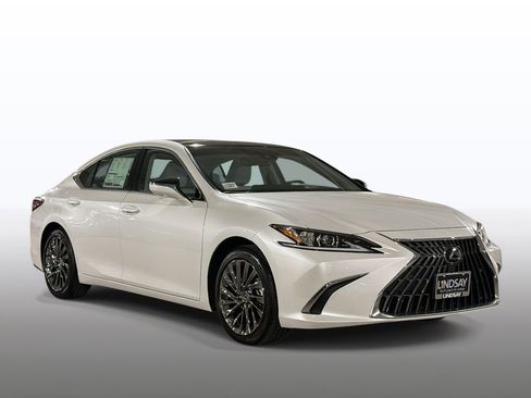 Used 2025 Lexus ES 350 w/ Accessory Package (Z1) FWD image 8
