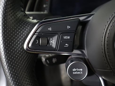 Used 2018 Audi R8 V10 w/ Carbon Exterior Package image 42