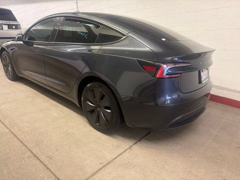 Used 2024 Tesla Model 3 Standard Range RWD image 5