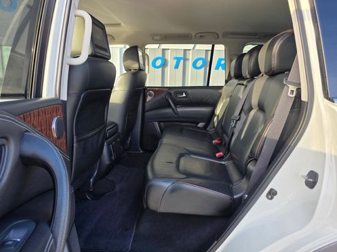 Used 2018 Nissan Armada Platinum image 21