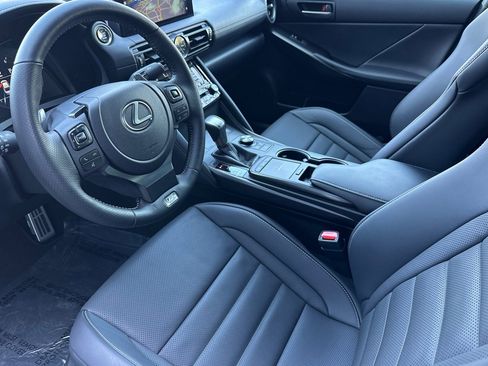 Used 2025 Lexus IS 350 F Sport image 11