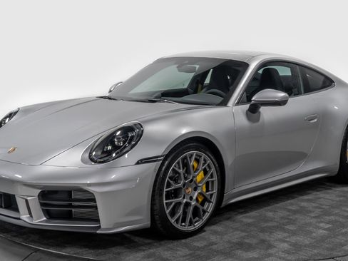Used 2026 Porsche 911 Carrera S image 3