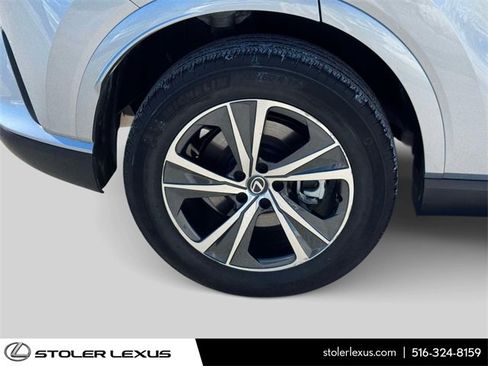 Used 2023 Lexus RX 350 AWD image 7