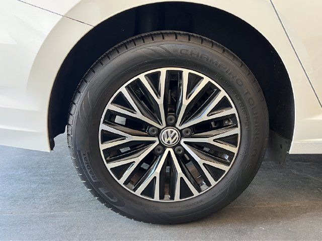 Used 2021 Volkswagen Jetta S w/ Driver Assistance Package FWD image 11