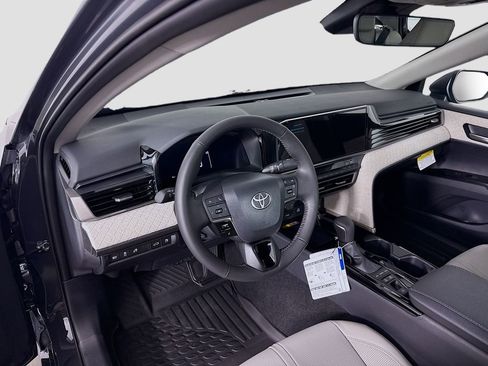New 2026 Toyota Camry XLE image 9