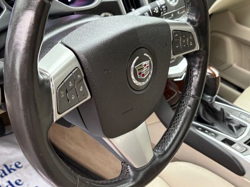 Used 2012 Cadillac SRX Luxury image 12