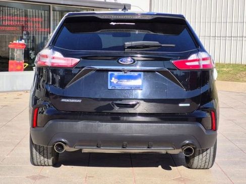 Used 2019 Ford Edge SE FWD image 5