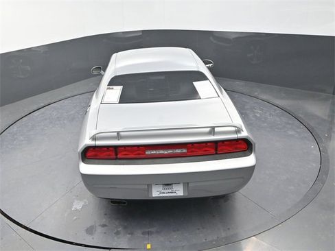 Used 2010 Dodge Challenger R/T image 14