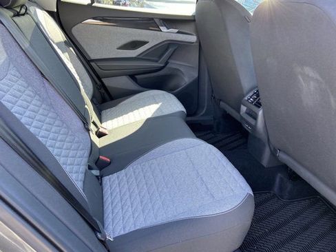 Used 2025 Volkswagen Tiguan S image 29