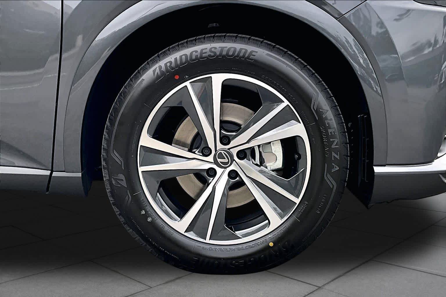 New 2026 Lexus RX 350 Premium w/ Accessory Package (2T) FWD image 9