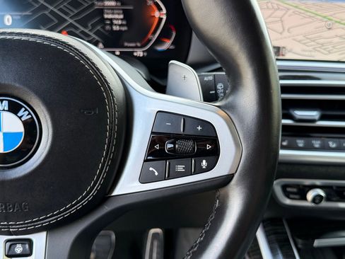 Certified 2022 BMW X7 xDrive40i w/ M Sport Package image 28