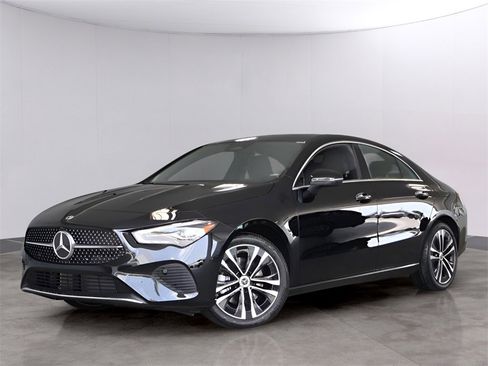 New 2025 Mercedes-Benz CLA 250 4MATIC image 2