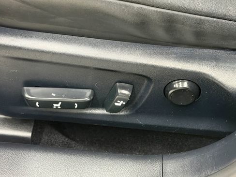 Used 2014 Lexus IS 250 w/ F-Sport Package RWD image 23