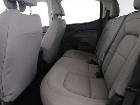 Used 2019 Chevrolet Colorado W/T AWD/4WD image 24