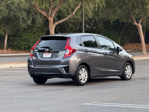 Used 2017 Honda Fit LX image 5